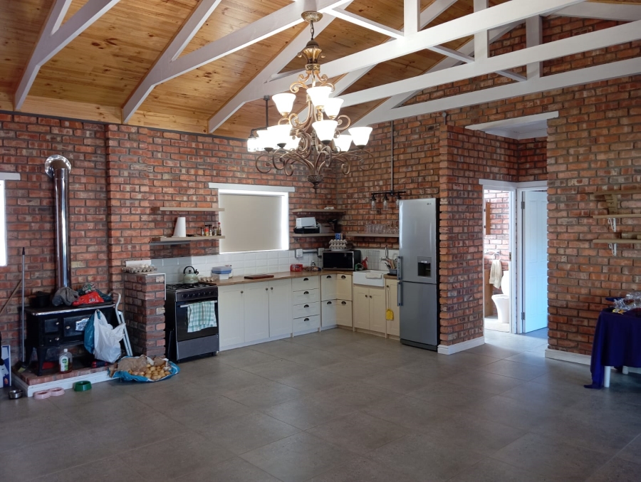 To Let 3 Bedroom Property for Rent in Cannonville Eastern Cape